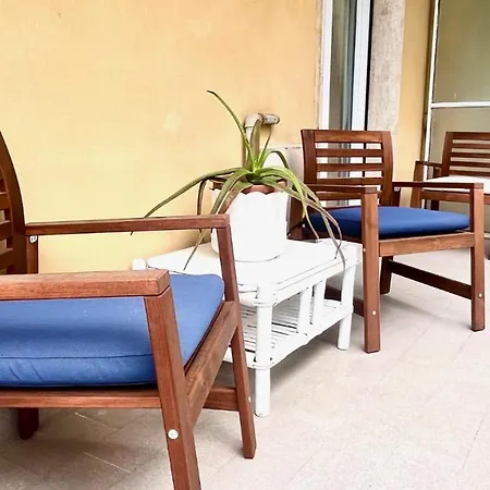 Apartment Trilocale,terrazzo,posto Auto Privato,box,wifi *