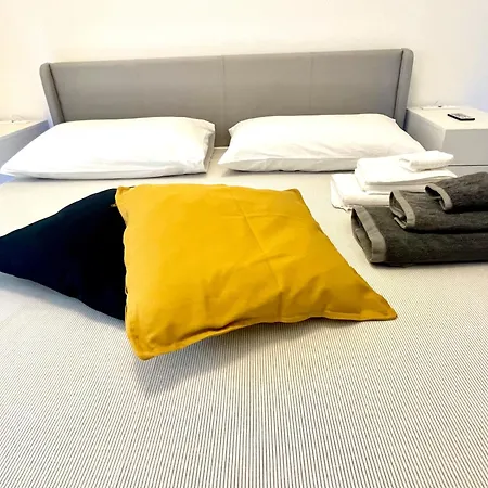 Apartment Trilocale,terrazzo,posto Auto Privato,box,wifi